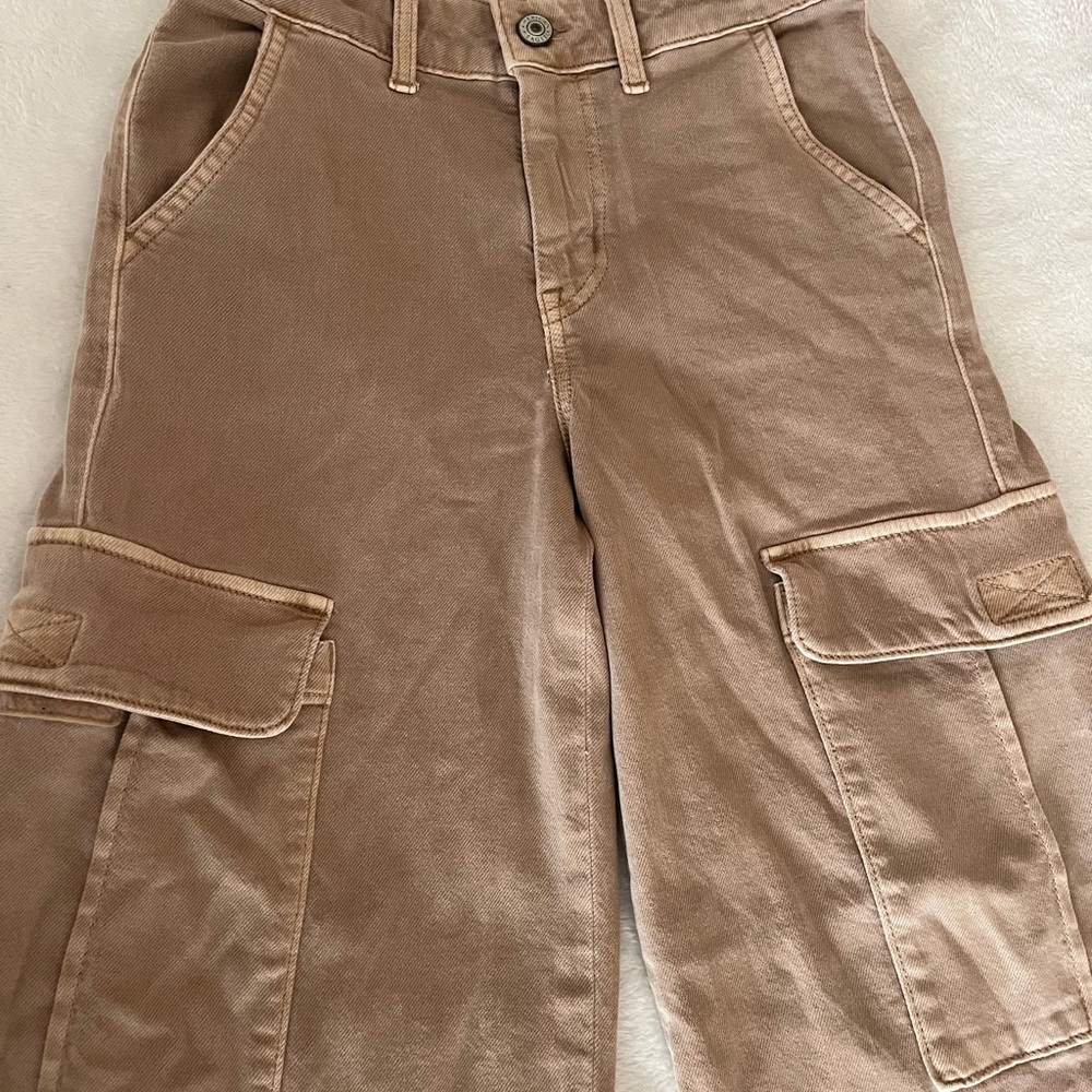 American Eagle Khaki Cargo Pants